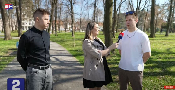 Blizanci iz Rusije nakon 18 godina vidjeli oca (VIDEO)