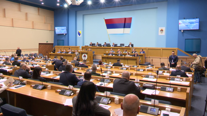 NS RS o setu zakona o povećanju plata, sjednica kasnila