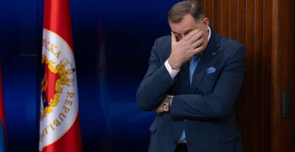 Dodik sinoć pod pratnjom prešao u Srbiju na GP Rača?