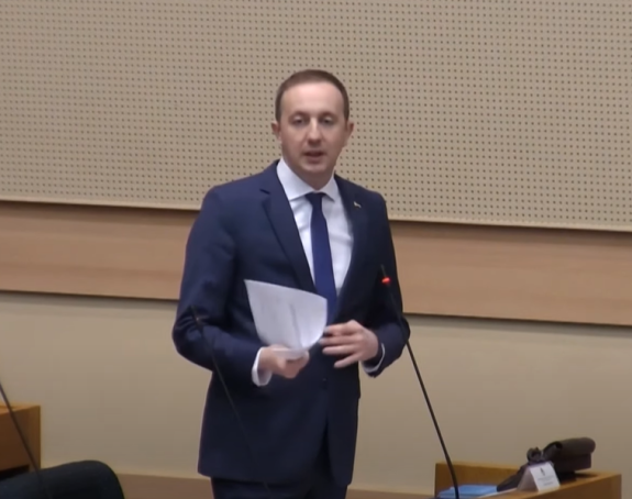 Borci imaju 5 KM, a Dodik 210.000 KM na dnevnom nivou