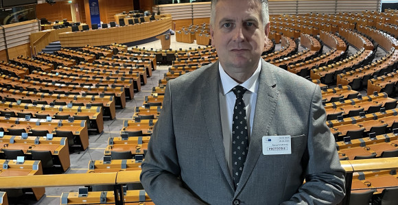 Vuković u Briselu: Dodik vodi veoma antievropsku politiku