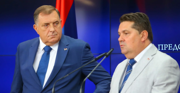 Interpol Sarajevo inicirao raspisivanje međunarodne poternice za Dodikom i Stevandićem