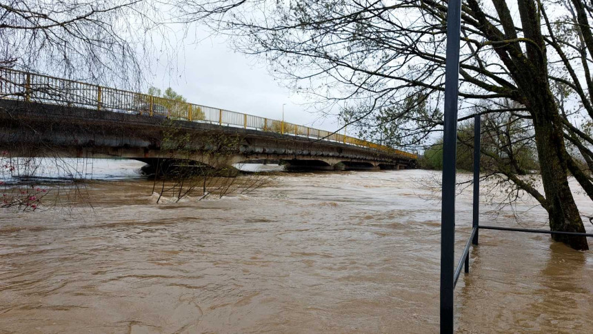 Prijedor: Uvedeno vanredno stanje odbrane od poplava