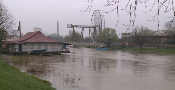 Prijedor: Sana od juče narasla za dva metra i još raste