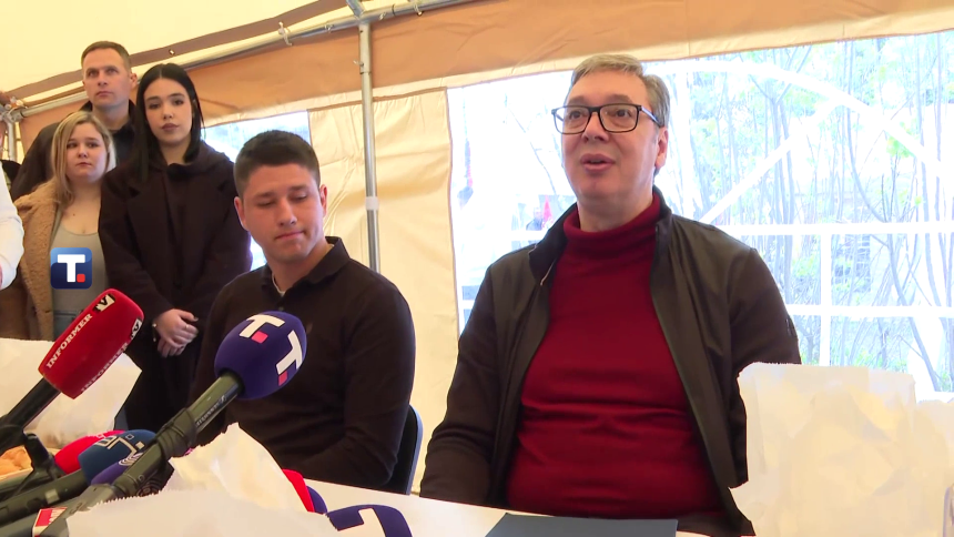 "Podrška Informeru, niko nema pravo da ih drži kao taoce"