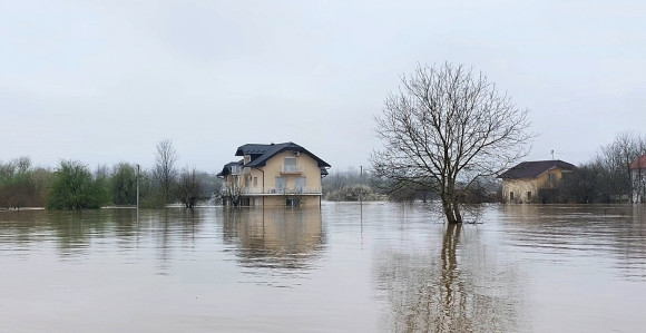 Prijedor: Dramatična situacija u Gomjenici, građani evakuisani