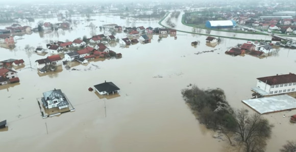 Prijedor: Pod vodom 800 objekata, snimci iz vazduha jezivi