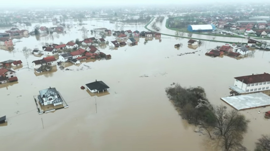 Prijedor: 145 osoba evakuisano, 800 objekata pod vodom