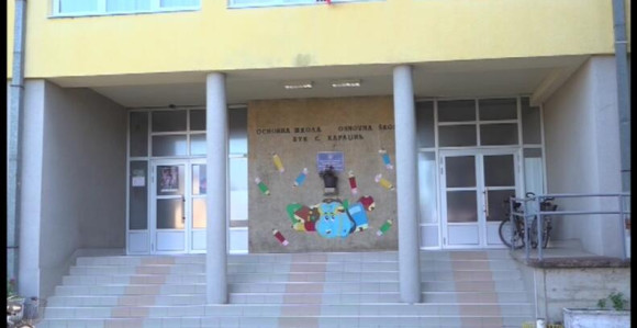 У Козарској Дубици сутра неће радити школе и вртић