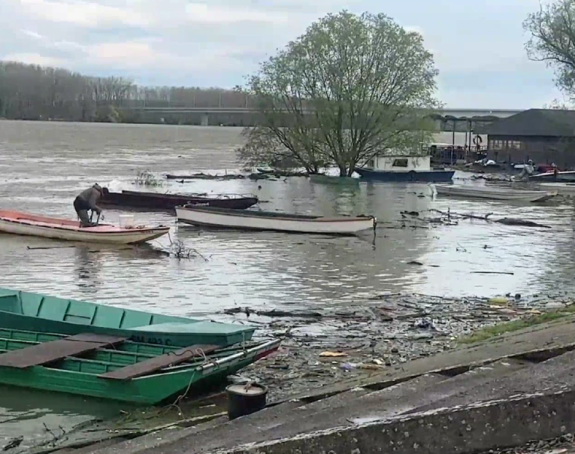 Na Savi kod Šapca uvedena vanredna odbrana od poplava