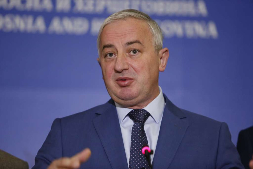 Поништити срамну куповину кумовске зграде у Бањалуци
