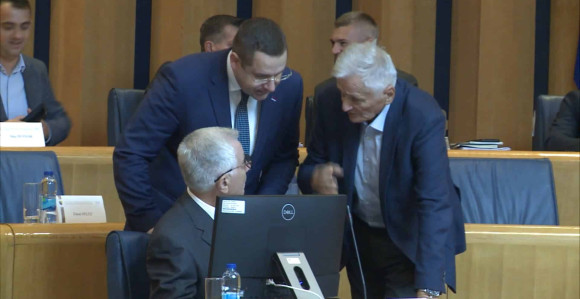 Сједница Дома народа, захтјев за смјену Шпирића