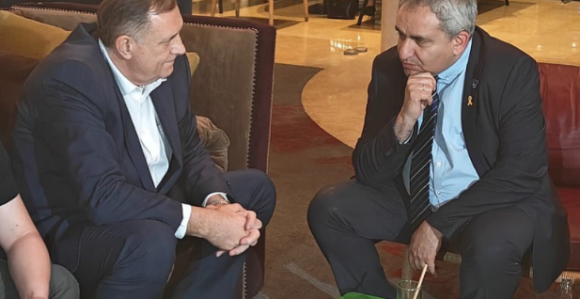 Dodiku je u Izraelu savjetovano da uloži žalbu na presudu i tako proces "otegne" na 10 godina