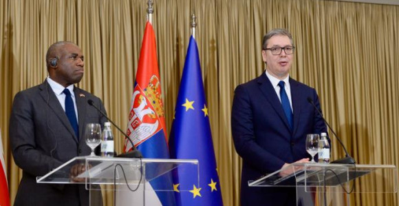 Vučić sa Lamijem: Dijalogom riješiti probleme u regionu