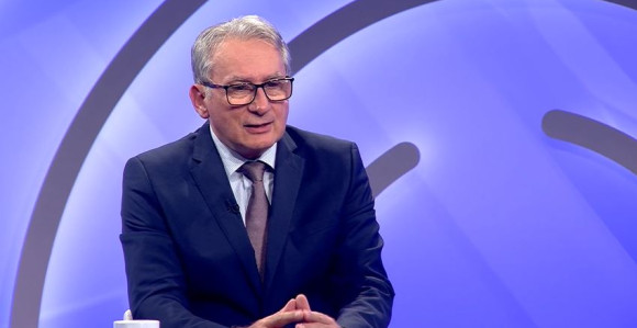 Špirić je nelegitiman, danas su pristali na njegovu režiju