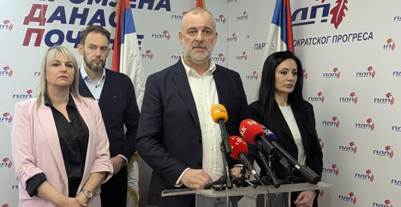 SNSD većina u gradu nastavlja sa destrukcijama