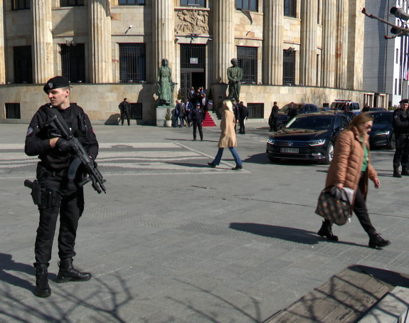 Ko sve u Srpskoj ima manju platu od policajca početnika