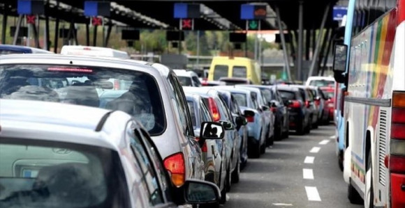 Saobraćaj pojačan na tri granična prelaza na ulazu u BiH