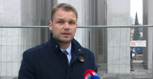 Spremni su da žrtvuju čitav narod zbog svojih problema