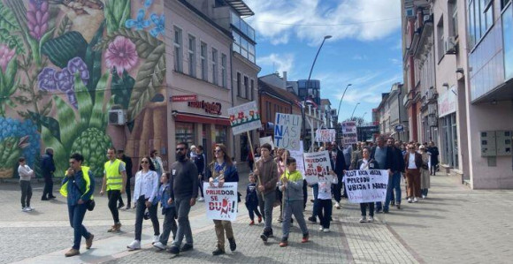 "Katastrofalno je stanje": Protest mještana u Prijedoru