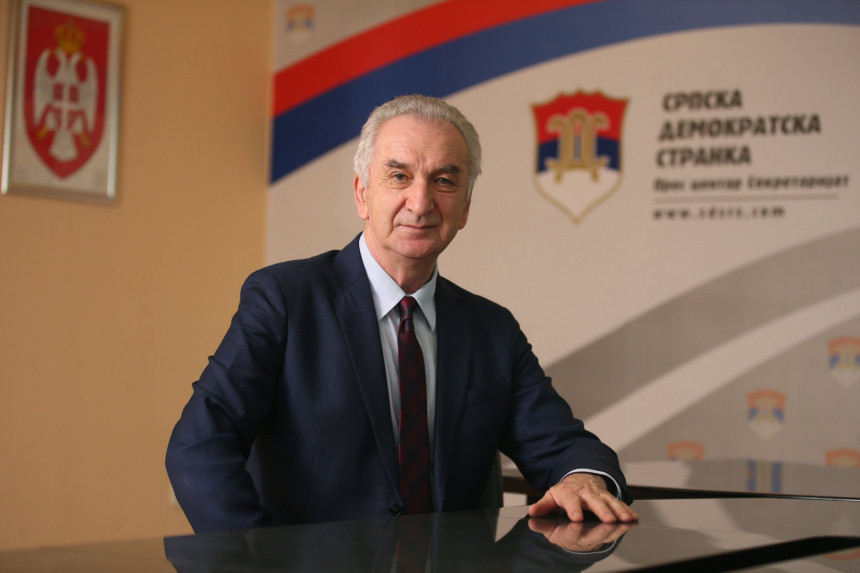 Шаровић о Додиковим потезима: Прешао је црвену линију