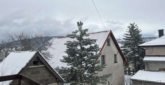 Hladna aprilska nedjelja: Pao snijeg u BiH