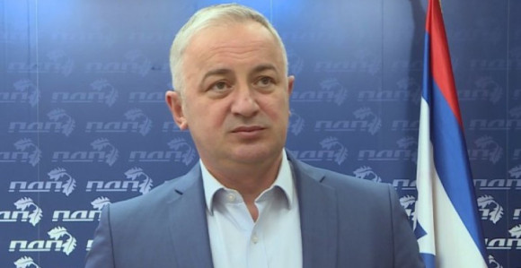 "Čovječe nađi sebi naslednika, tri decenije je previše"