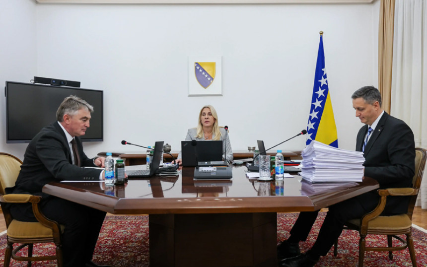 Otkazana sjednica: Kako će BiH platiti dug "Viaductu"?