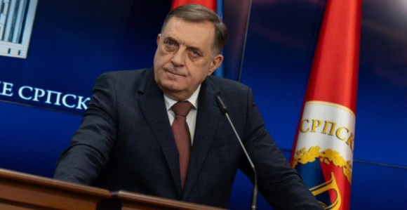 Mađarski medij otkrio plan za spašavanje Dodika