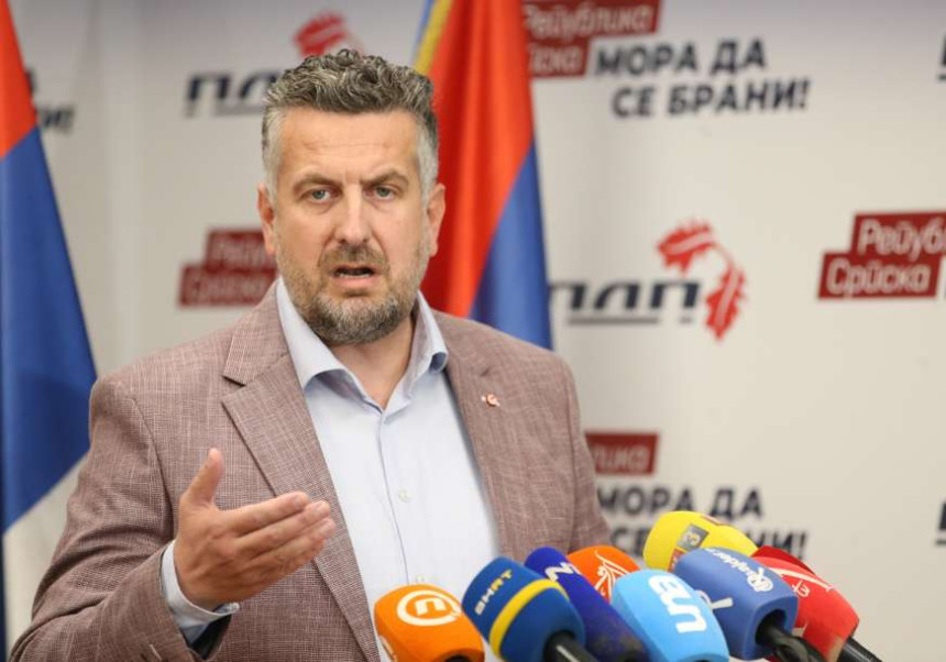 Kao i zakone, Dodik će "zalediti" i Ustav Republike Srpske