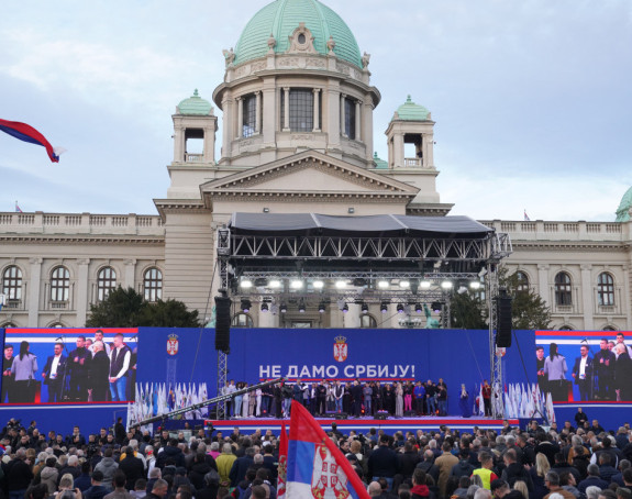 Почео програм другог дана скупа "Не дамо Србију" у Београду, присутни Додик и Стевандић