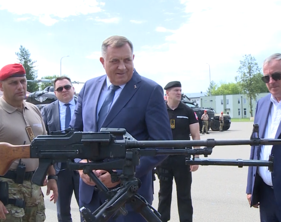 Policiji veće plate, zašto baš sad u vrijeme krize?