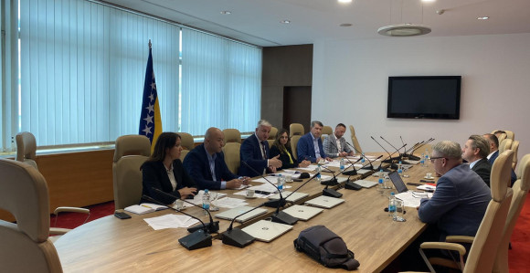 Издат рок од седам дана за обуставу куповине кумове зграде у Бањалуци