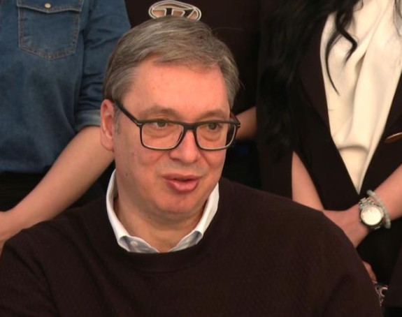 Vučić najavio novi skup, ali i mogući sastanak sa Putinom