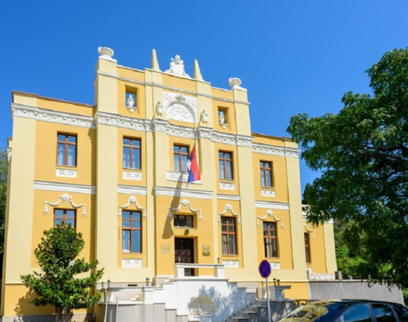 SPKD "Prosvjeta" Mostar: Uvećane stipendije za sve
