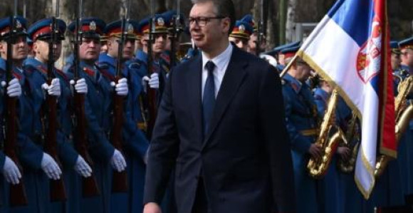 Vučić čestitao Dan Vojske: Dužnost je očuvanje mira!
