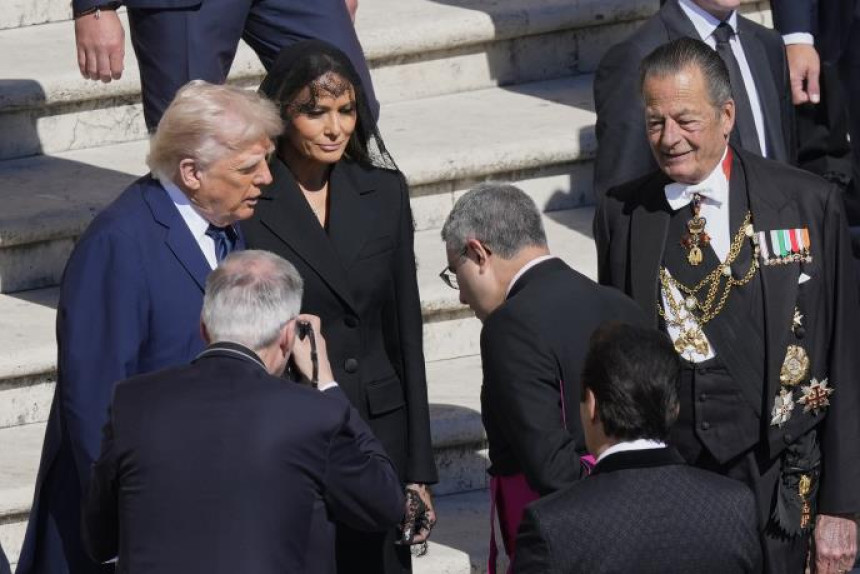 Пао договор: Састали се Зеленски и Трамп на сахрани папе