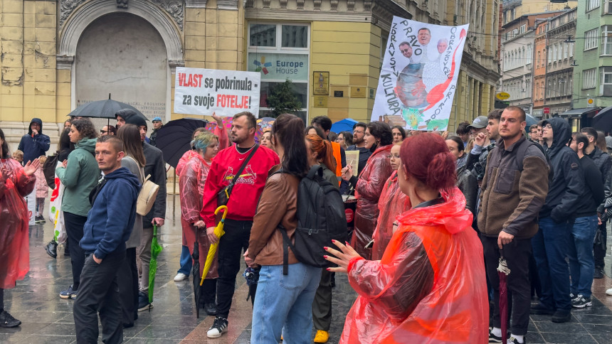 Оптужују власт да је одговорна за смрт 29 људи у поплавама