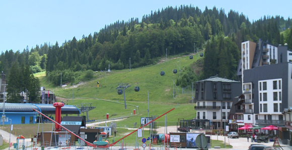 OC "Jahorina" do guše u dugovima - Kasne plate radnicima