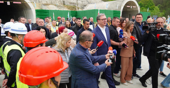Vučić o narednim susretima sa svjetskim liderima