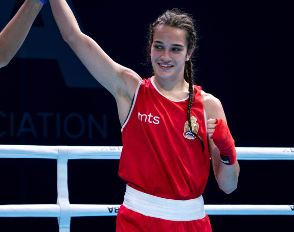 Sara Ćirković se oktitila svjetskom titulom u boksu