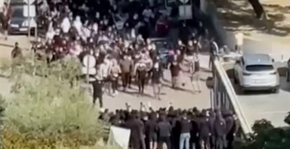 Масовна туча навијача у Сплиту, пет особа повријеђено