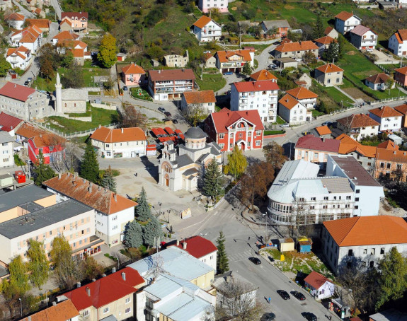 U Gacku sutra Dan žalosti zbog pogibije djevojčice (16)