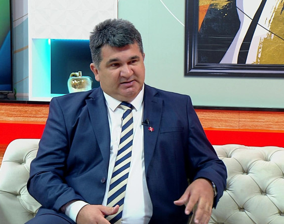 Savić: Vlada ne mari za male lokalne zajednice