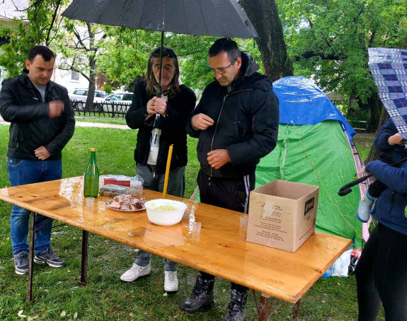 Prijedor: Porodica Đurđevdan slavi pod vedrim nebom