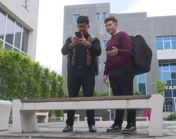 Mladi harmonikaš iz Čilea oduševljen Bijeljinom