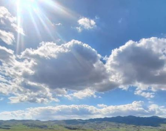 Данас промјенљиво вријеме, очекује се повремена киша