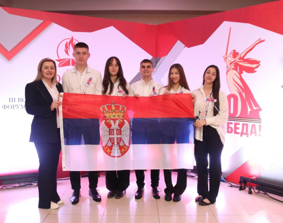 Srednjoškolci iz Istočne Ilidže idu na paradu u Moskvu