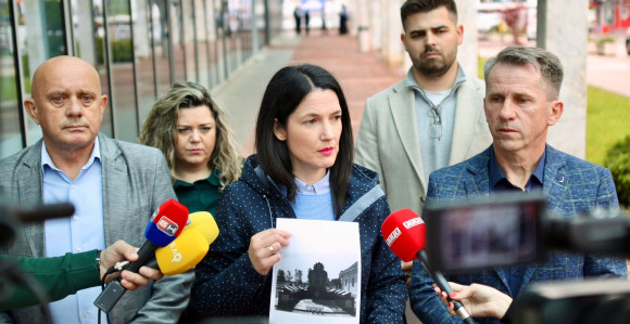 Svi ćute na sraman akt o uklanjanju srpskih spomenika