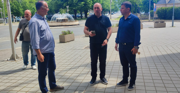 Nećemo biti glineni golubovi za linč na koji poziva režim!